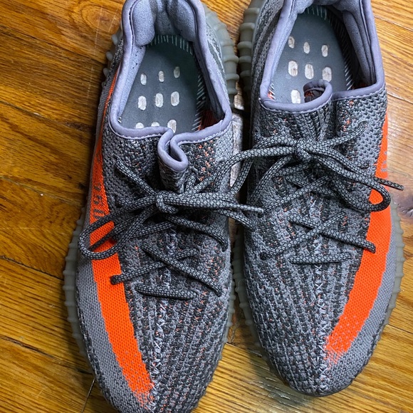 Yeezy Belugas 1.0 - Picture 9 of 9